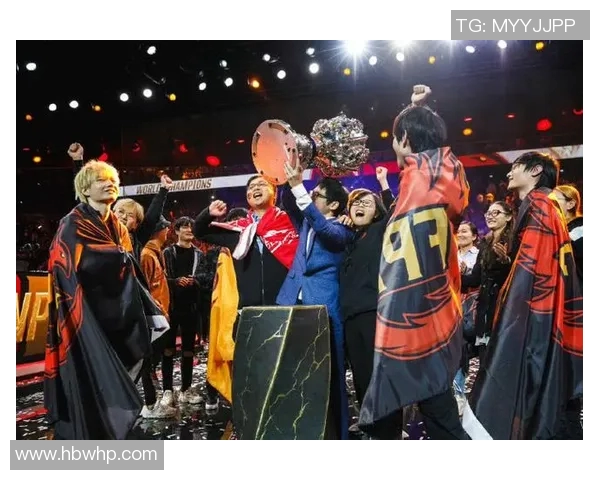 全球总决赛回顾FPX战队比赛经验与表现分析